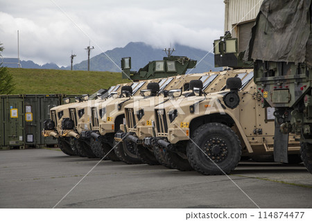 軍車列隊 軍車列隊 114874477