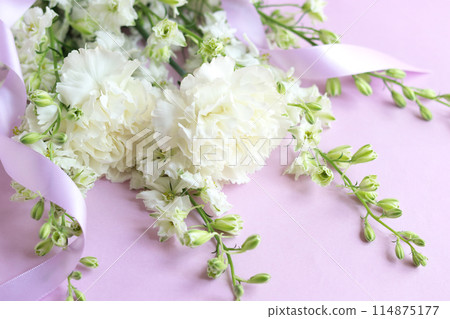 White bouquet 114875177