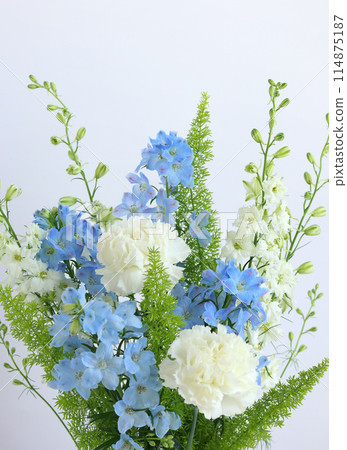 White and blue bouquet White and blue bouquet 114875187