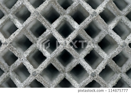 Three-dimensional openwork lattice 114875777
