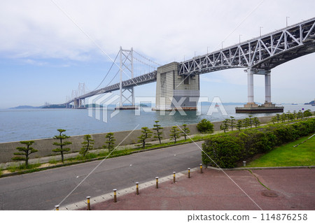 The Great Seto Bridges (mainly the Minami-Bisan Seto Bridge and the Kita-Bisan Seto Bridge) as seen from the Great Seto Bridge Memorial Park The Great Seto Bridges (mainly the Minami-Bisan Seto Bridge and the Kita-Bisan Seto Bridge) as seen from the Great Seto Bridge Memorial Park 114876258