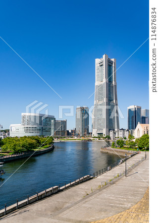 [Kanagawa] Minato Mirai in sunny weather 114876834