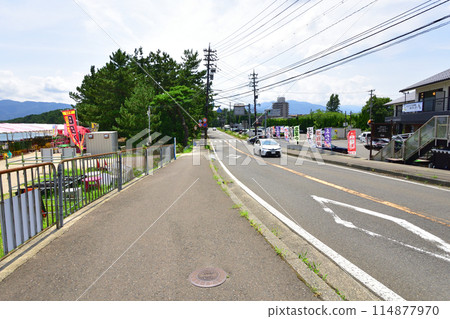 A view of the prefectural road from the center of Tsuruga City, Fukui Prefecture to the Irohama district (Summer 2022) A view of the prefectural road from the center of Tsuruga City, Fukui Prefecture to the Irohama district (Summer 2022) 114877970