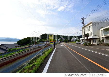 A view of the prefectural road from the center of Tsuruga City, Fukui Prefecture to the Irohama district (Summer 2022) 114877992
