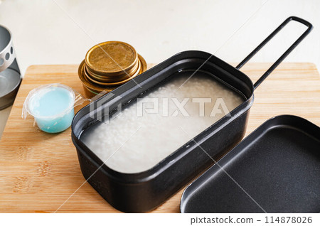 Rice cooked in Mestin 114878026