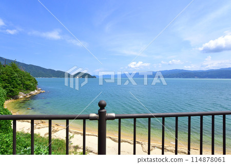 A view of the prefectural road from the center of Tsuruga City, Fukui Prefecture to the Irohama district (Summer 2022) 114878061