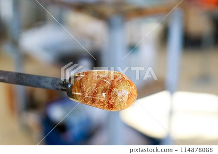 Blown glass production scene 114878088