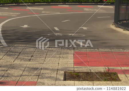 Bike lane, road for bicycles (bike, road, sign) Bike lane, road for bicycles (bike, road, sign) 114881922