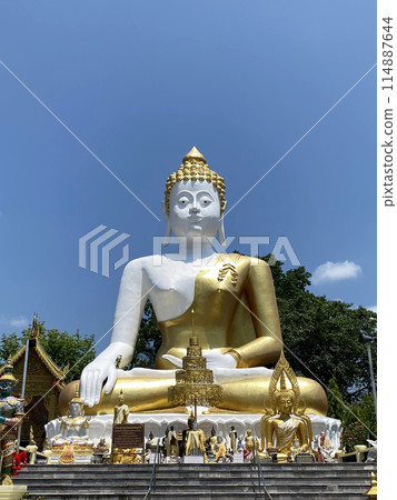 giant golden buddha statue no people. pratart doi kham temple, Chiang Mai province, Thailand , May 13 2024. 114887644