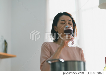 女生 女孩 女性 114887869