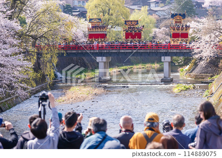 240414 Spring Takayama Festival g055 114889075