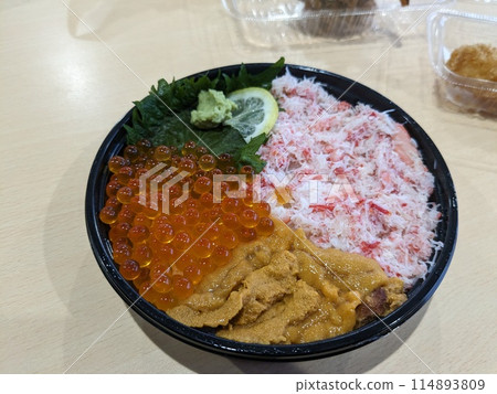 Three-color bowl Three-color bowl 114893809