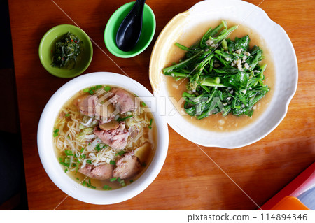 Myanmar cuisine, Shan noodles, mustard greens, Shan people Myanmar cuisine, Shan noodles, mustard greens, Shan people 114894346