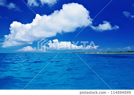 沖繩縣新城島，帕納裡碧海藍天 114894899
