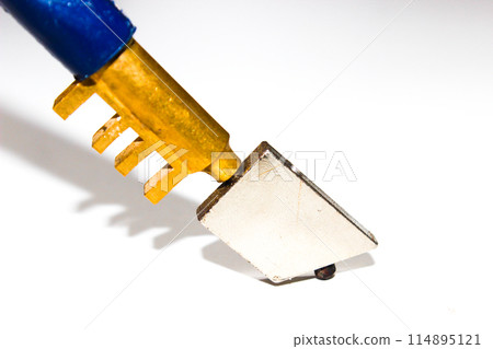 A picture of glass cutter isolated on white background 114895121