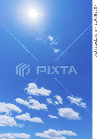 blue sky and white clouds 114895507