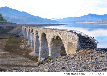 Former JNR Shihoro Line Taushubetsu River Bridge 114897211