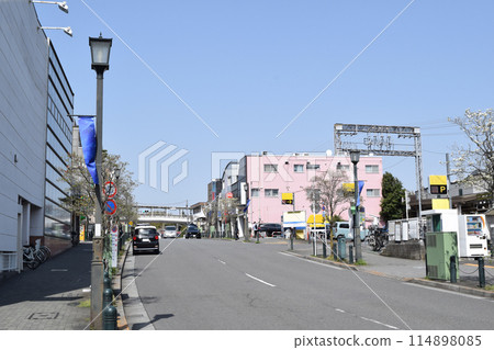Streetscape at the north exit of Tamagawa Gakuenmae Station, Machida City, Tokyo 114898085