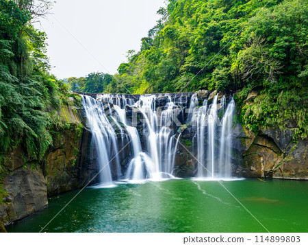Shifen Waterfall, Taiwan 114899803