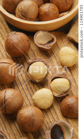 Shelled macadamia nut Shelled macadamia nut 114901785