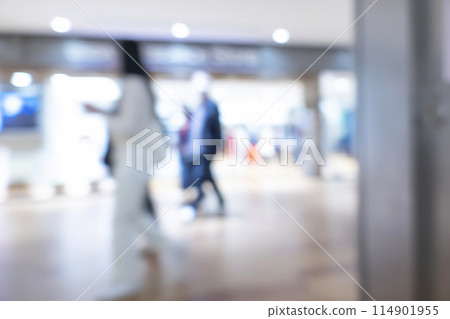 Downtown background blur Downtown background blur 114901955