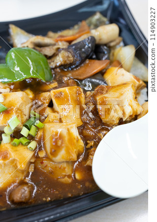 美味的麻婆豆腐碗便當 114903227