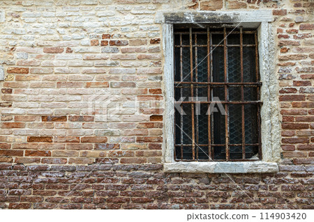 Ancient doors and windows 114903420