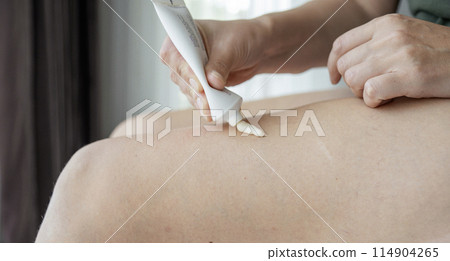 leg hair removal cream 114904265