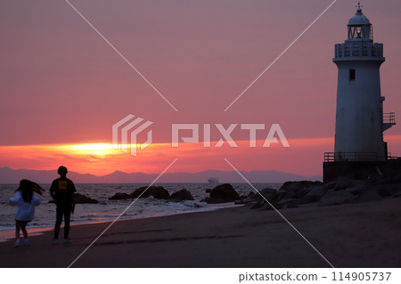 Cape Irago at dusk (Tahara City, Aichi Prefecture) Cape Irago at dusk (Tahara City, Aichi Prefecture) 114905737