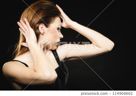 Subculture beauty punk girl portrait 114908602