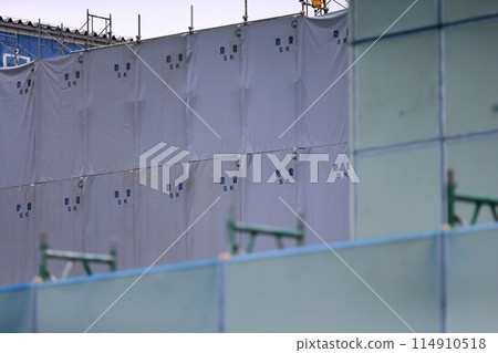 Image of soundproof sheet for demolition work 114910518