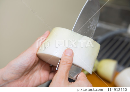 把蘿蔔的皮剝掉 114912530