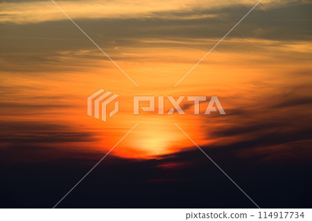 日出的天空 114917734