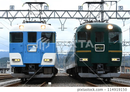 近畿日本鐵道15200系、15400系在車輛段排隊 近畿日本鐵道15200系、15400系在車輛段排隊 114919150