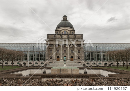 Architecture exterior of Bayerische Staatskanzlei is a government building. 114920367
