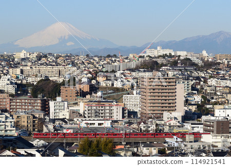 Keihin Kyuko Railway 1500 Series and Mt. Fuji as seen from Kamiooka Hill 114921541