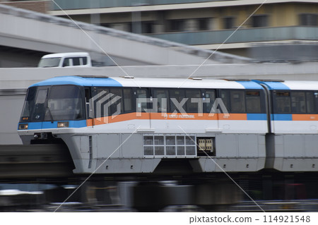 東京單軌電車1000型全速運行 114921548