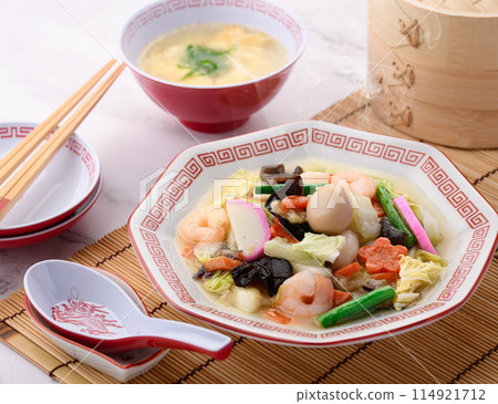 Chinese cuisine Eight treasures Chinese cuisine Eight treasures 114921712