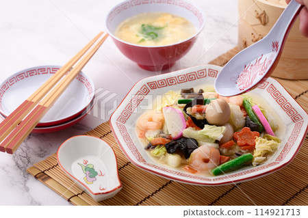 Chinese cuisine Eight treasures Chinese cuisine Eight treasures 114921713