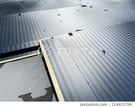 屋頂鈑金加工 114923704