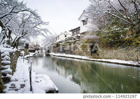 八幡堀雪景 2023 年 1 月 114925297
