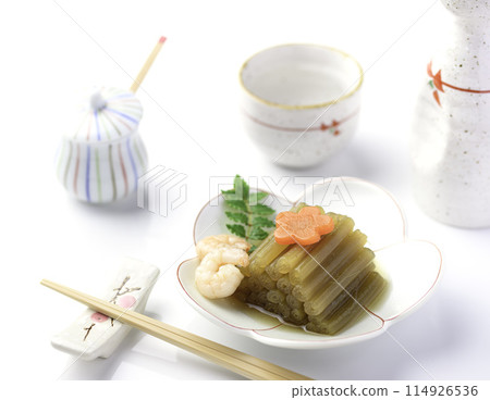 春季野菜：水煮款冬（白底） 114926536