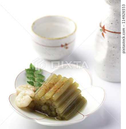 Spring wild vegetable dish: Boiled butterbur (white background) 114926553