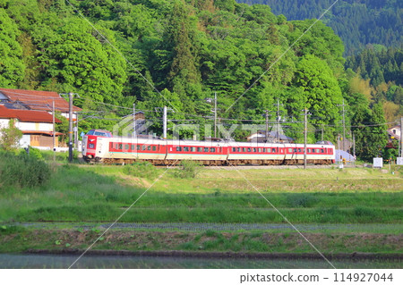 白馬線381系列 白馬線381系列 114927044