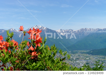 The Northern Alps from the summit of Mount Takagari 114928499