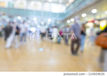 Downtown background blur Downtown background blur 114929630