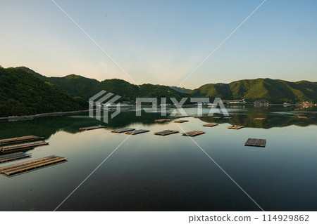 日本岡山縣備前市橛島美麗的夜景 日本岡山縣備前市橛島美麗的夜景 114929862