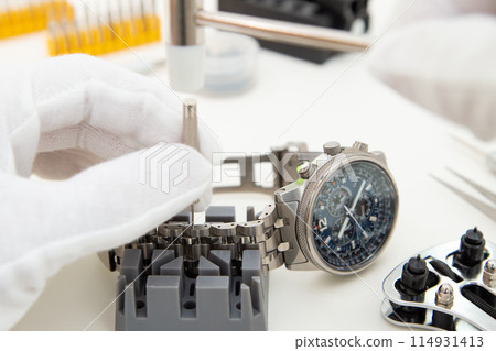 Watch strap adjustment Band adjustment work Watch strap adjustment Band adjustment work 114931413