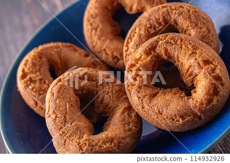 Delicious looking donuts on a plate 114932926