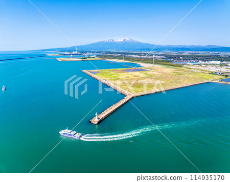 鳥海山飛島渡輪（山形縣坂田市） 114935170